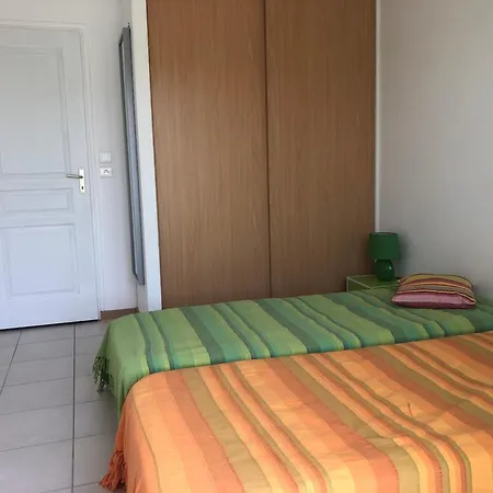 Cozy Nest Close To The Sea شقة لو بولين